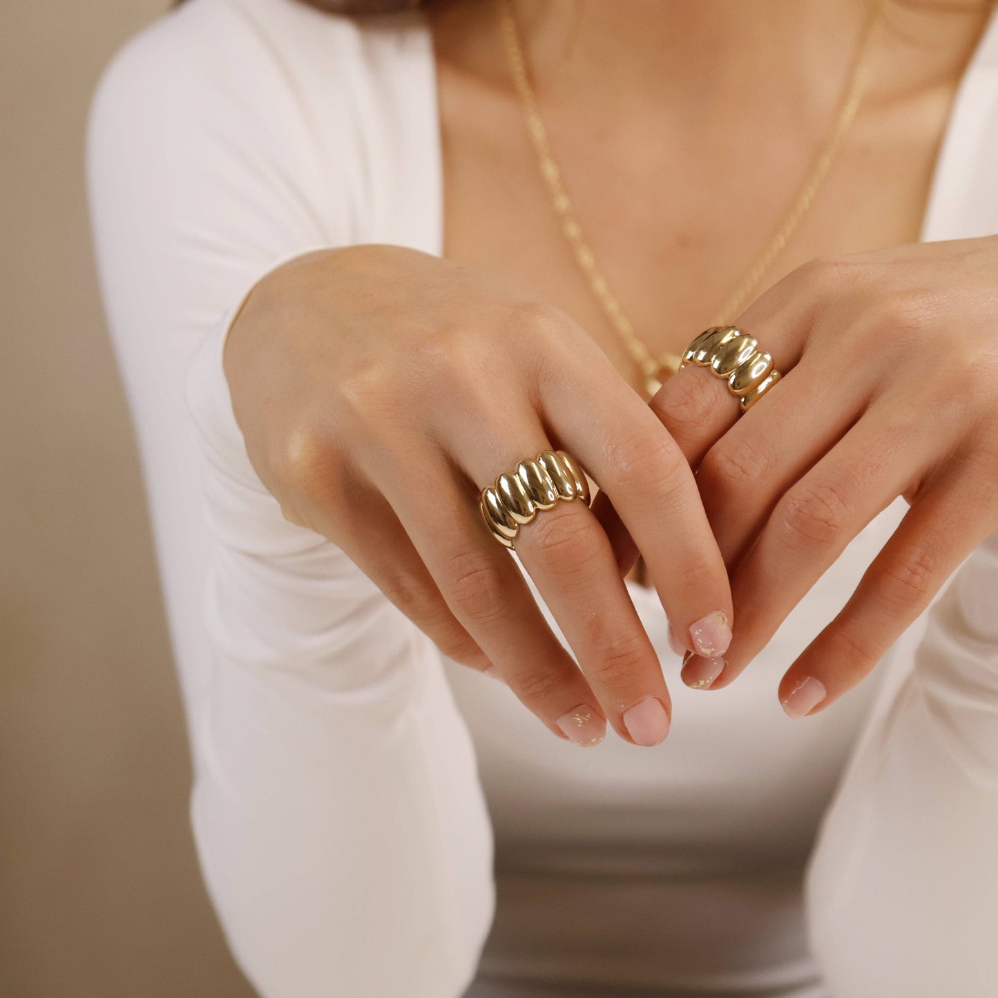 Oversized Scalloped Ring
