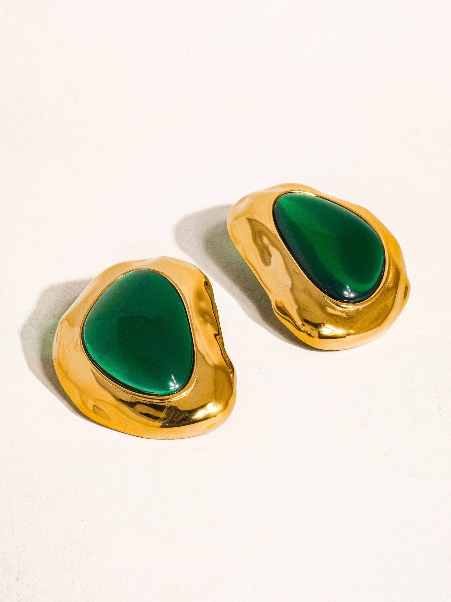 Mei Stone Stud