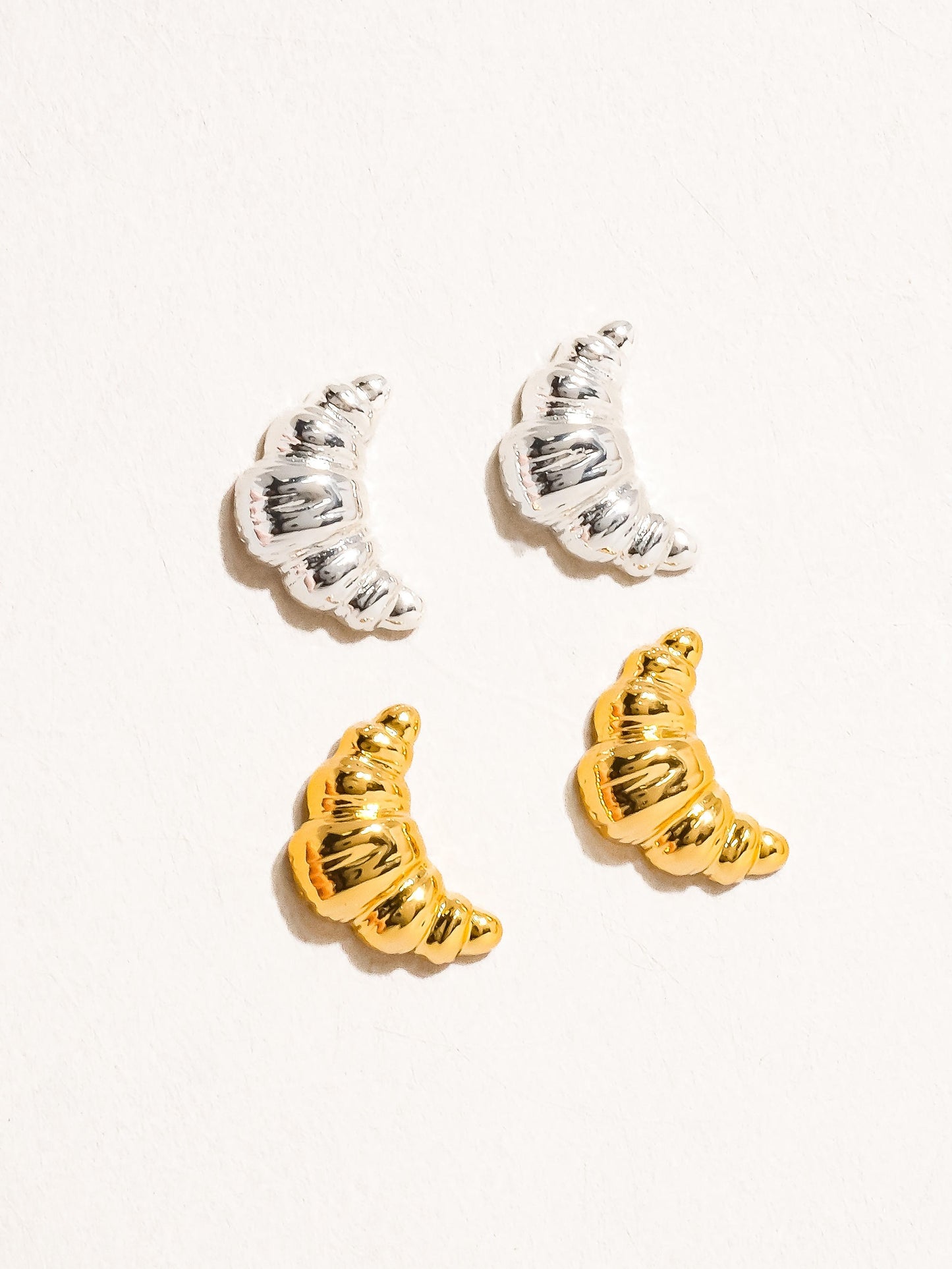 Croissant Stud