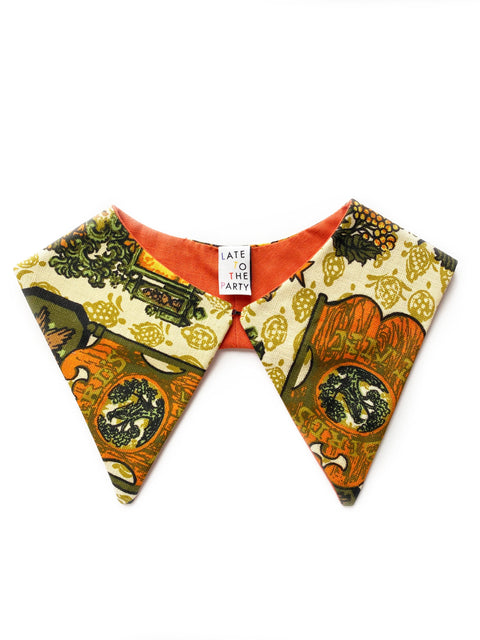 "Grandma's Couch" Detachable Collar