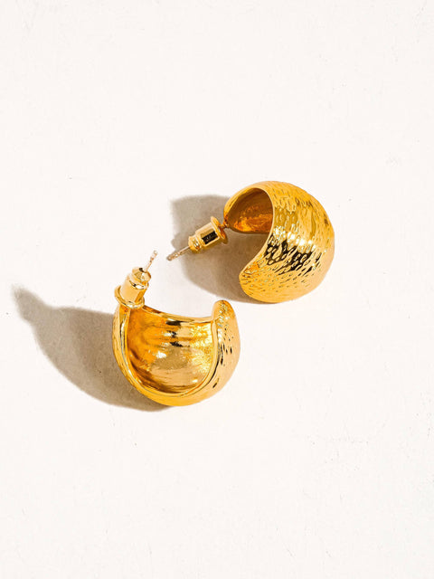 Zélie Huggie Earring
