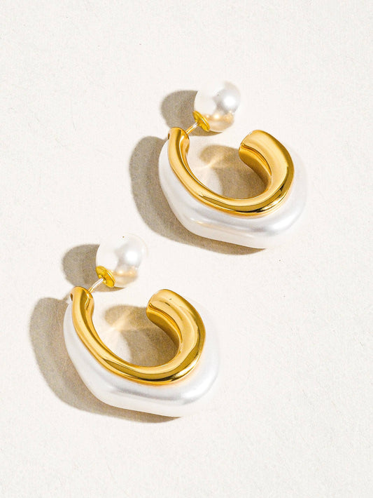 Kinsley Pearl Earring