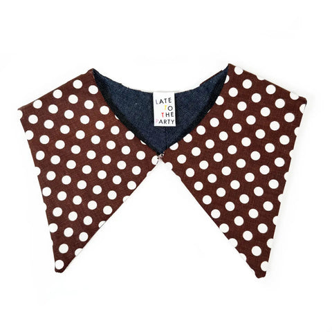 "Grandma's Couch" Detachable Collar