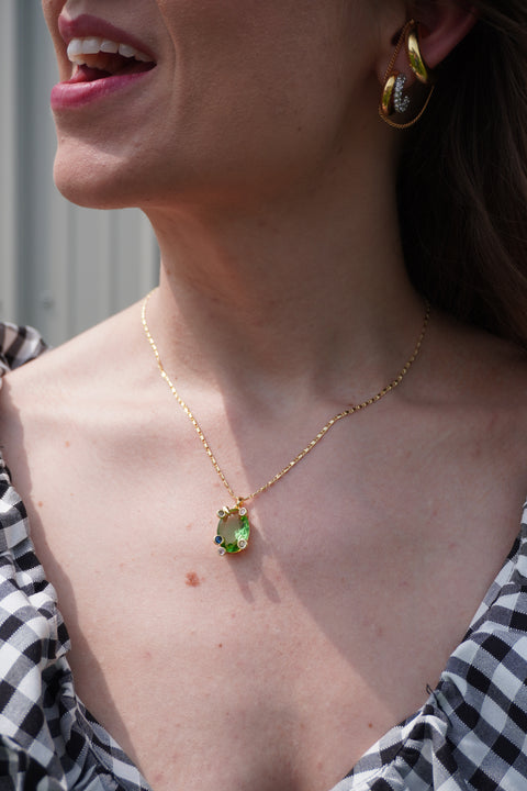 Amore Pistachio Necklace
