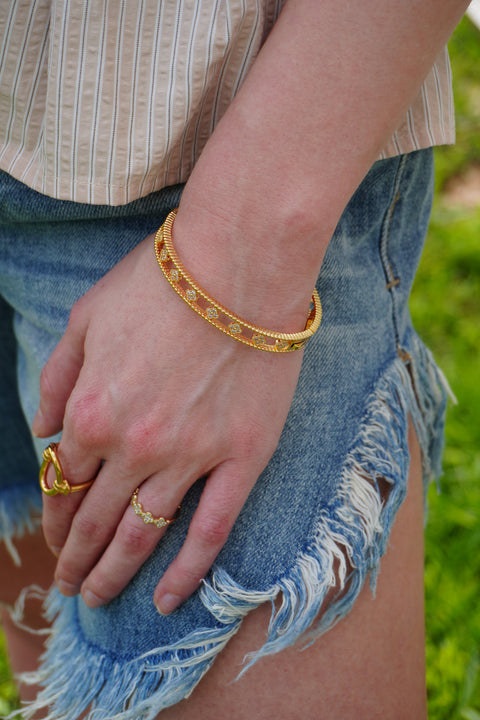 Clover Crust Bangle