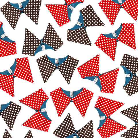 "Grandma's Couch" Detachable Collar