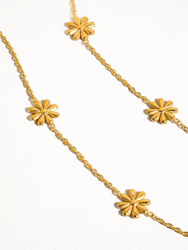 Sundown Daisy Necklace